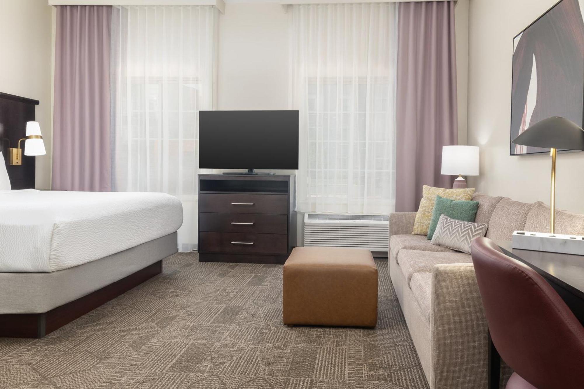 Suite Estudio con cama extragrande - Adaptada para personas con discapacidad auditiva - No fumadores